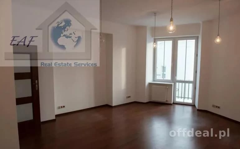 bien commercial à louer à Warszawa, Śródmieście, Śródmieście Południowe | 70,12 m²