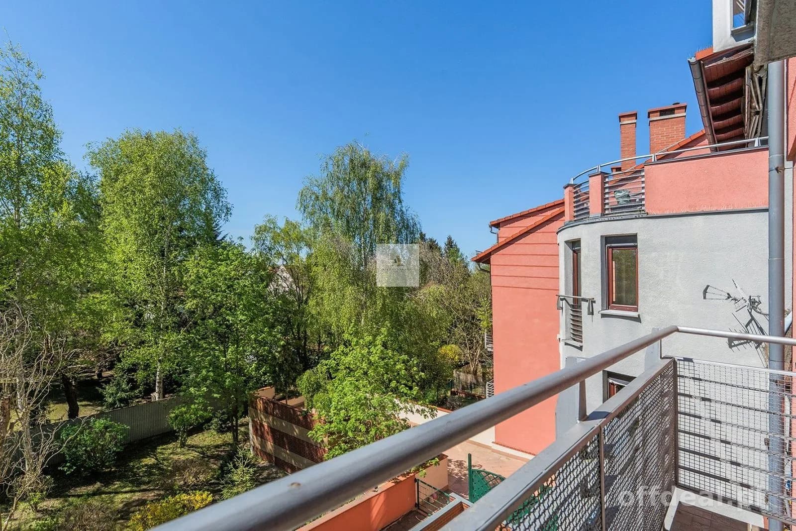 Przestronna Kawalerka z Balkonem | Top lokalizacja
