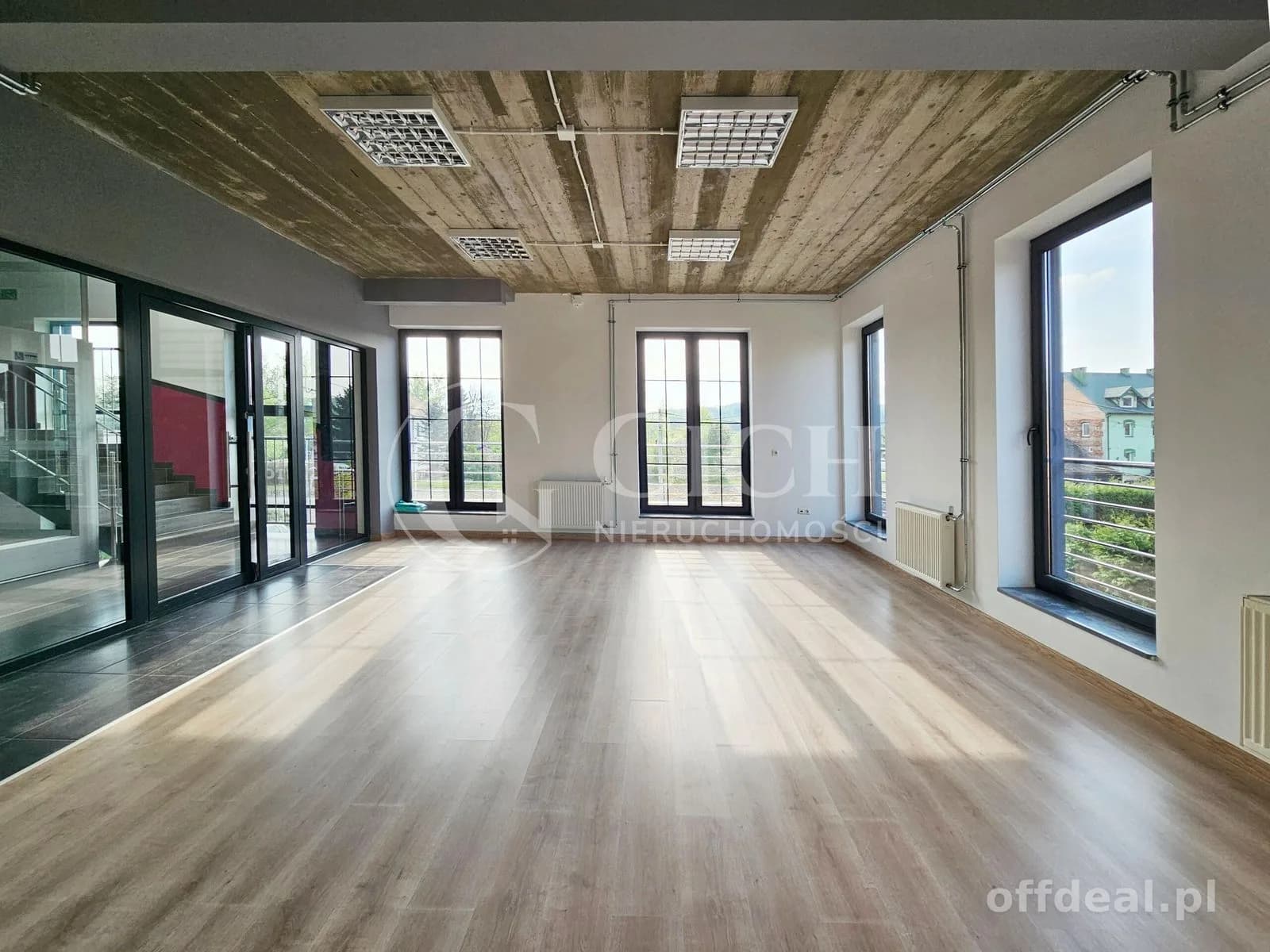 комерційна нерухомість в оренду у Gromnik | 84,14 m²