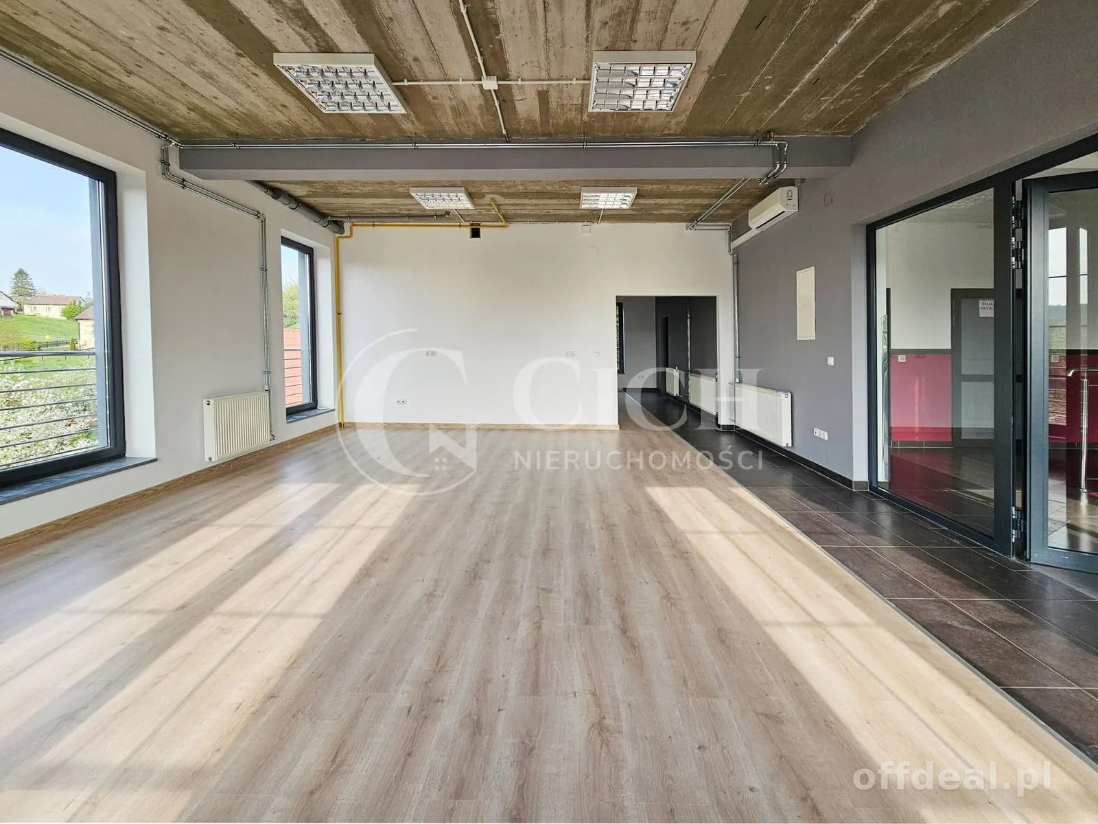комерційна нерухомість в оренду у Gromnik | 84,14 m²