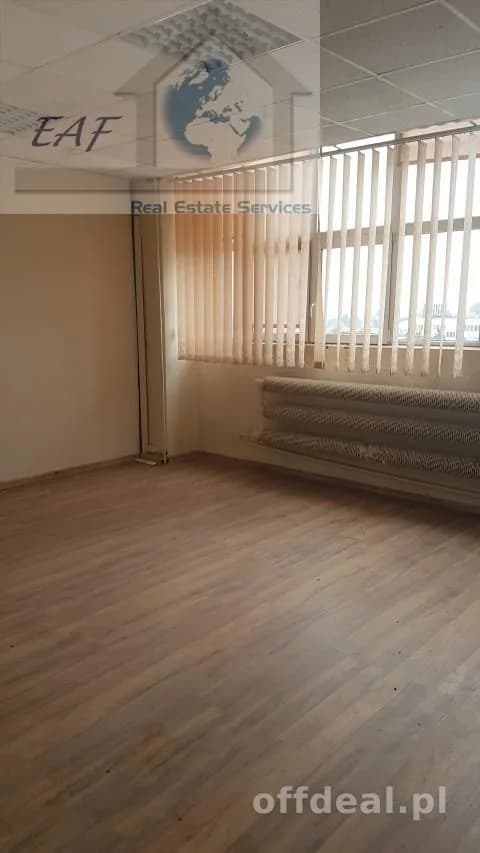 bien commercial à louer à Warszawa, Włochy, Załuski | 400 m²