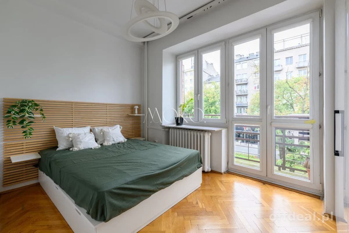 Klimatyzacja / Plac Unii Lubelskiej / PET Friendly