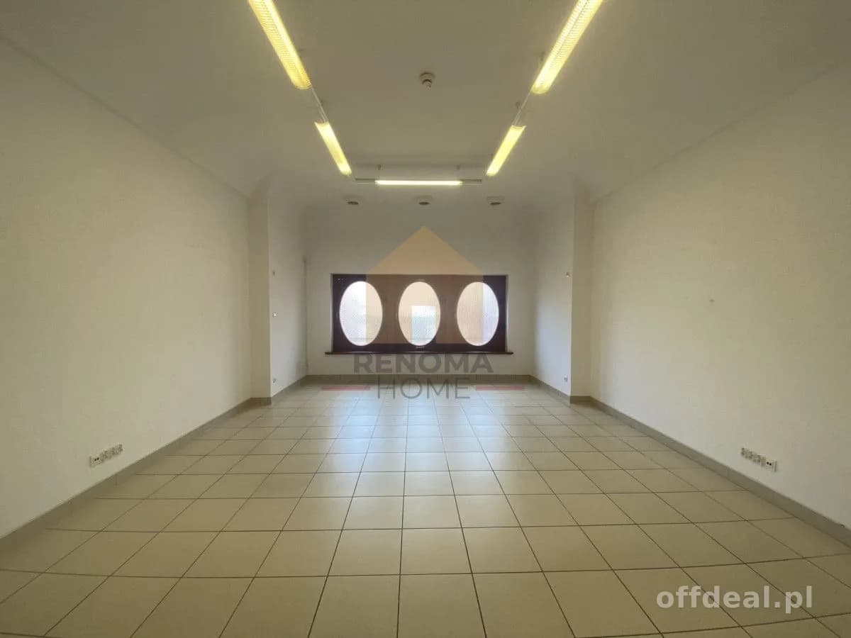 Lokal usługowy|biurowy|WC|socjal|klimatyzacja