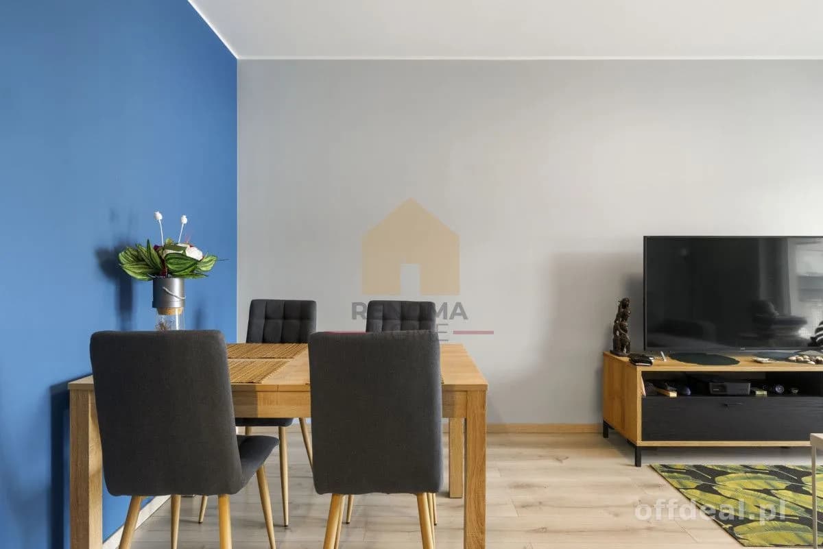Oddzielna kuchnia | balkon | dwa pokoje