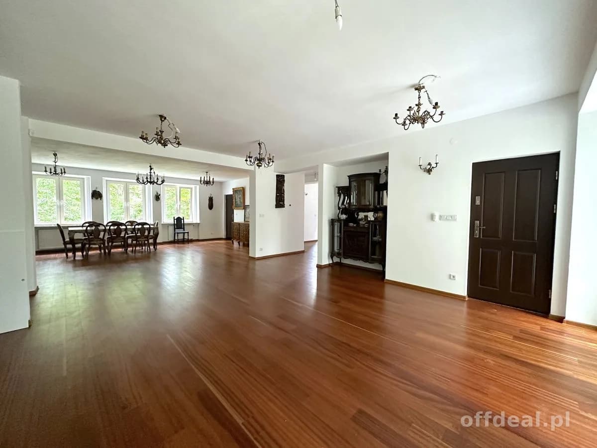 Zdjęcie 2: Dom, 14 pokoje, 860 m², Podkowa Leśna