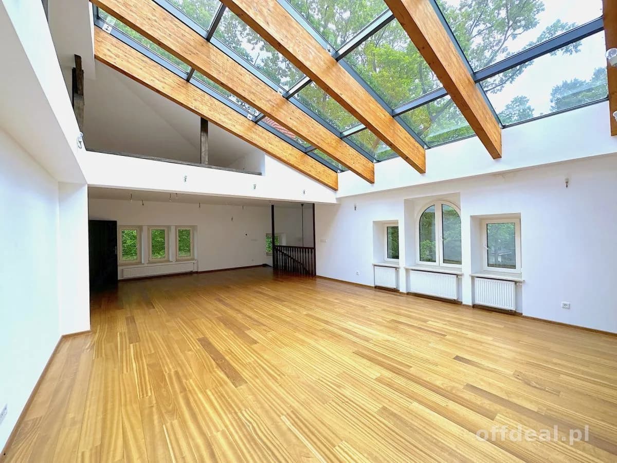 Zdjęcie 14: Dom, 14 pokoje, 860 m², Podkowa Leśna