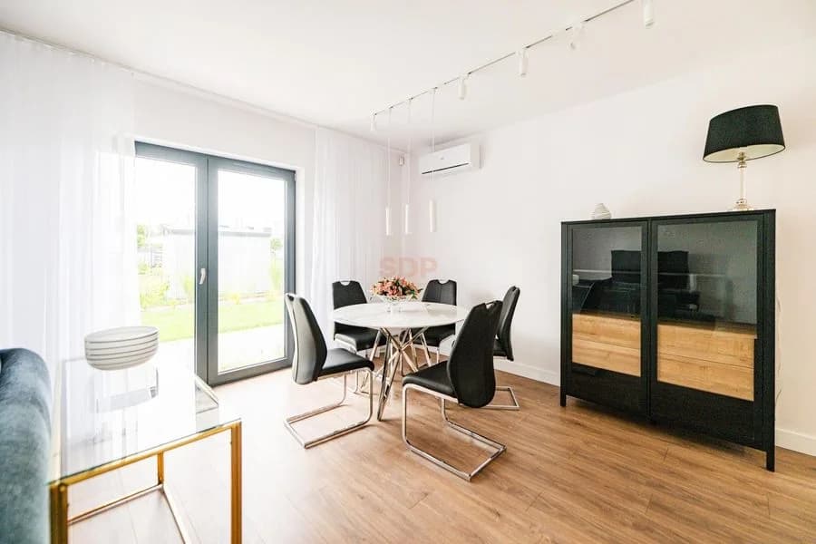 5-Zimmer Haus zur Miete in Bielany Wrocławskie | 140 m²