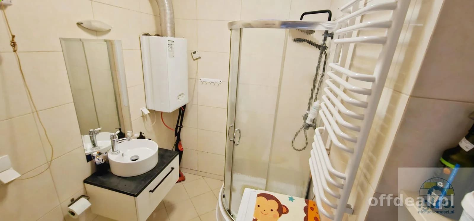 Mieszkanie 3 pokoje, salon z aneksem z ogódkiem 92m2