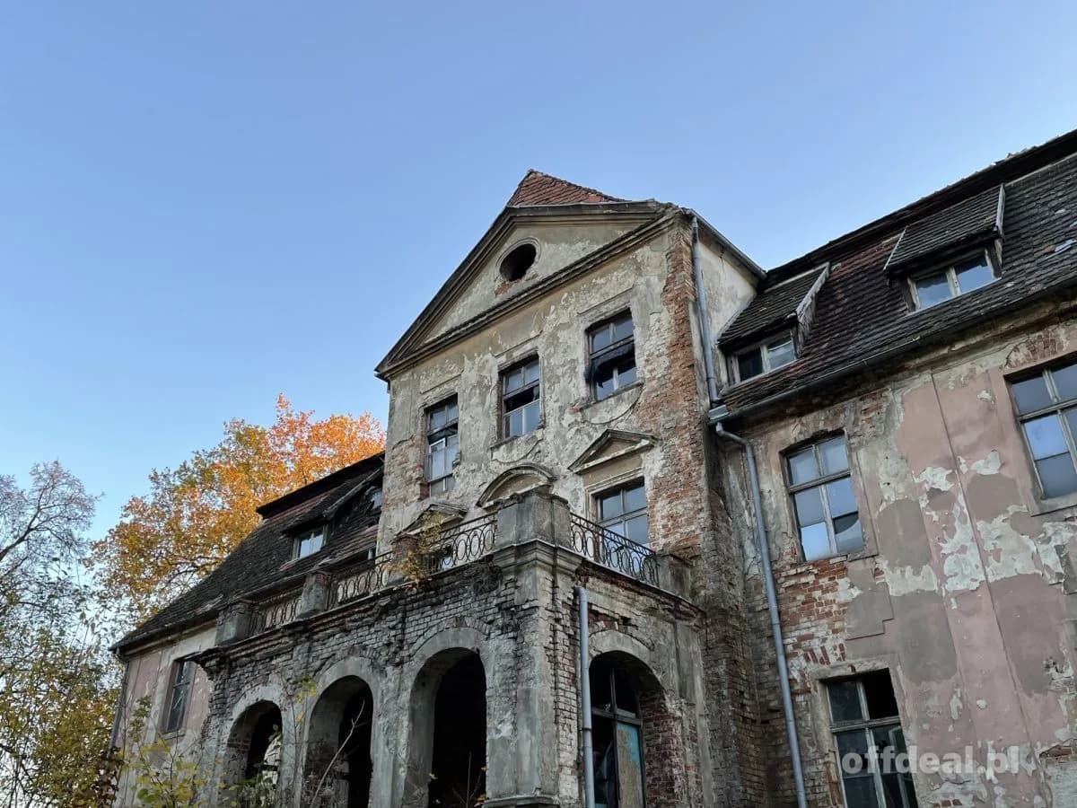 ZABYTKOWY PAŁAC W RYCHNOWIE – WYJĄTKOWA INWESTYCJA