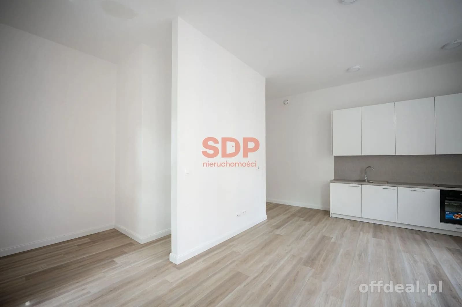urokliwa kawalerka w odrestaurowanej kamienicy | balkon