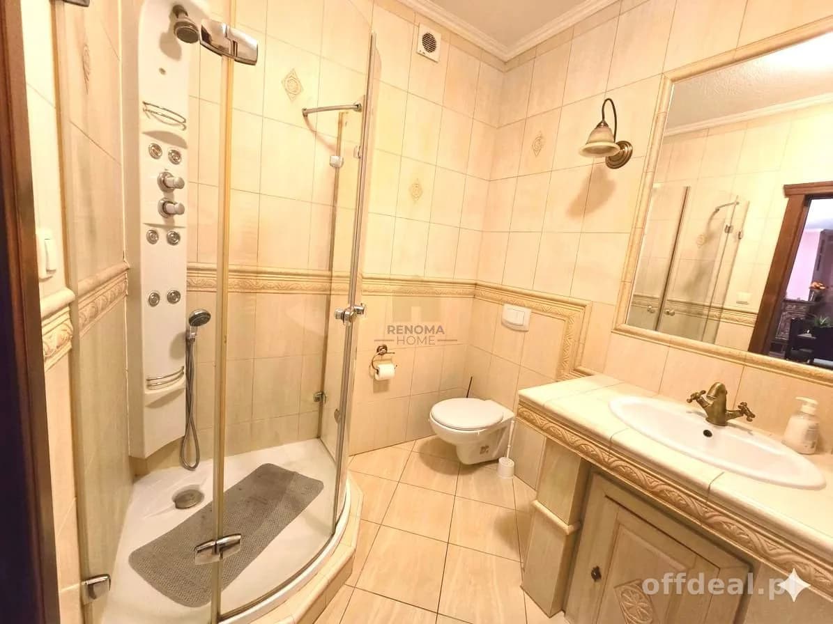 Dom przy jeziorze 175m2