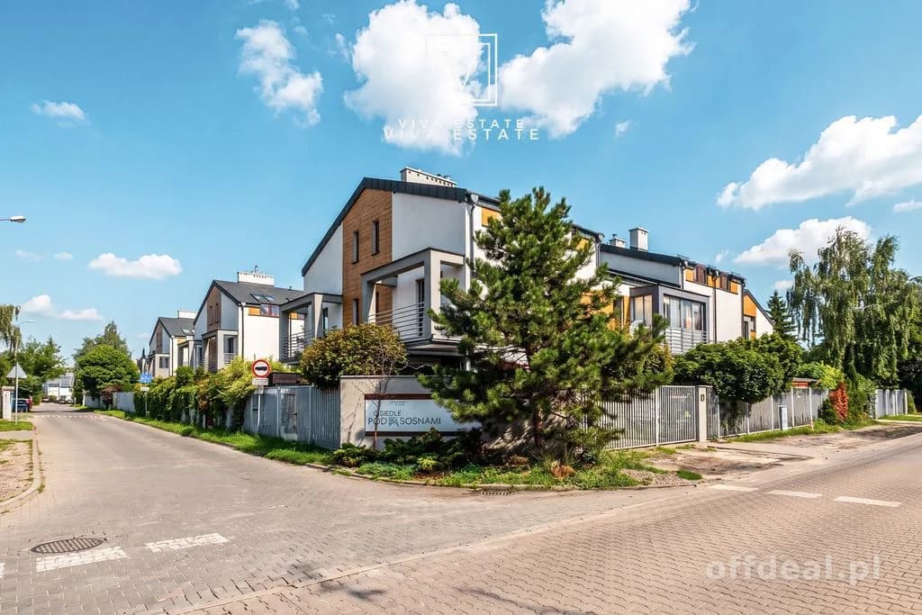 Segment z ogródkiem na kameralnym osiedlu