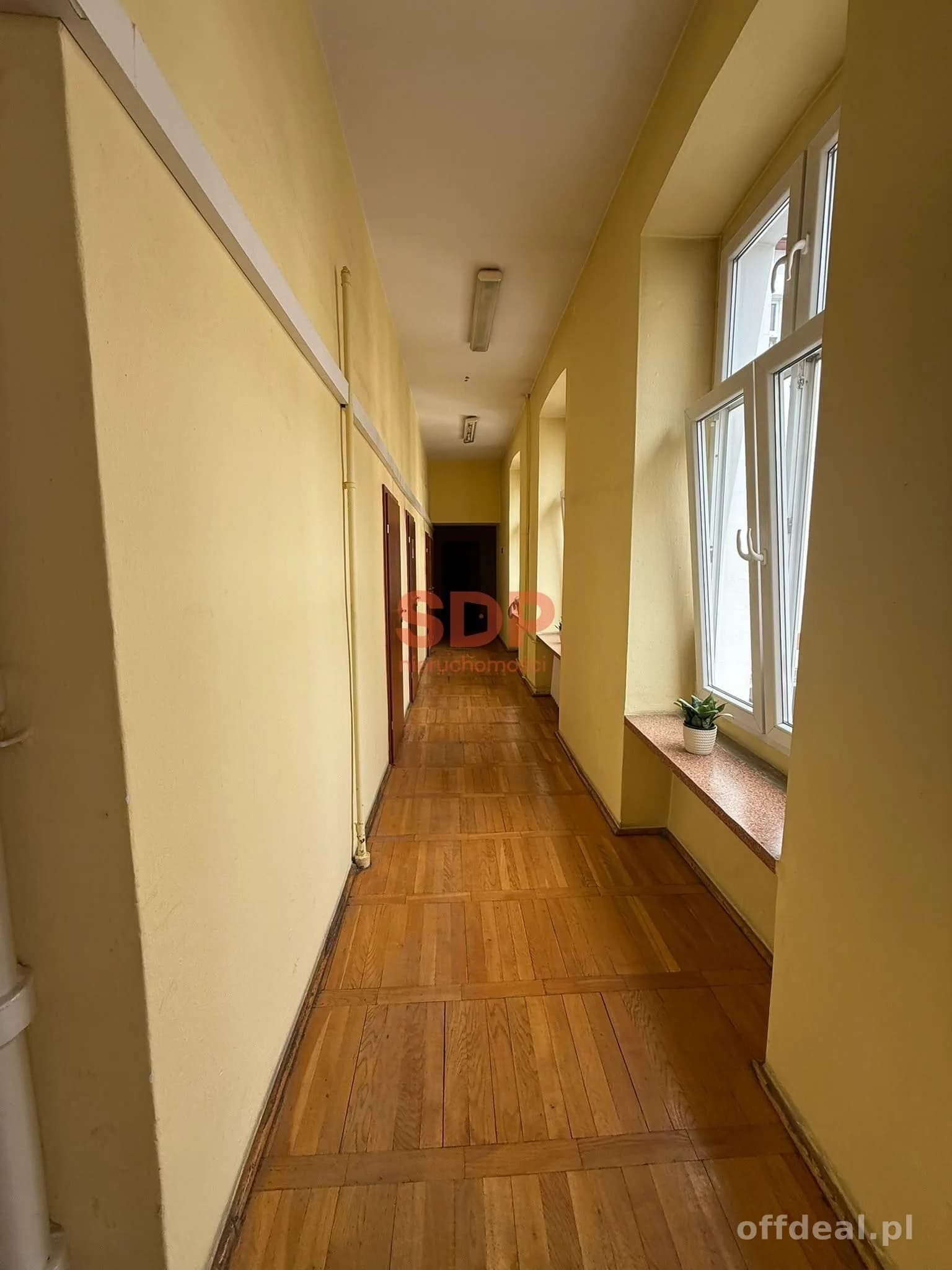 Lokal na wynajem w centrum mista | 10,39 m2