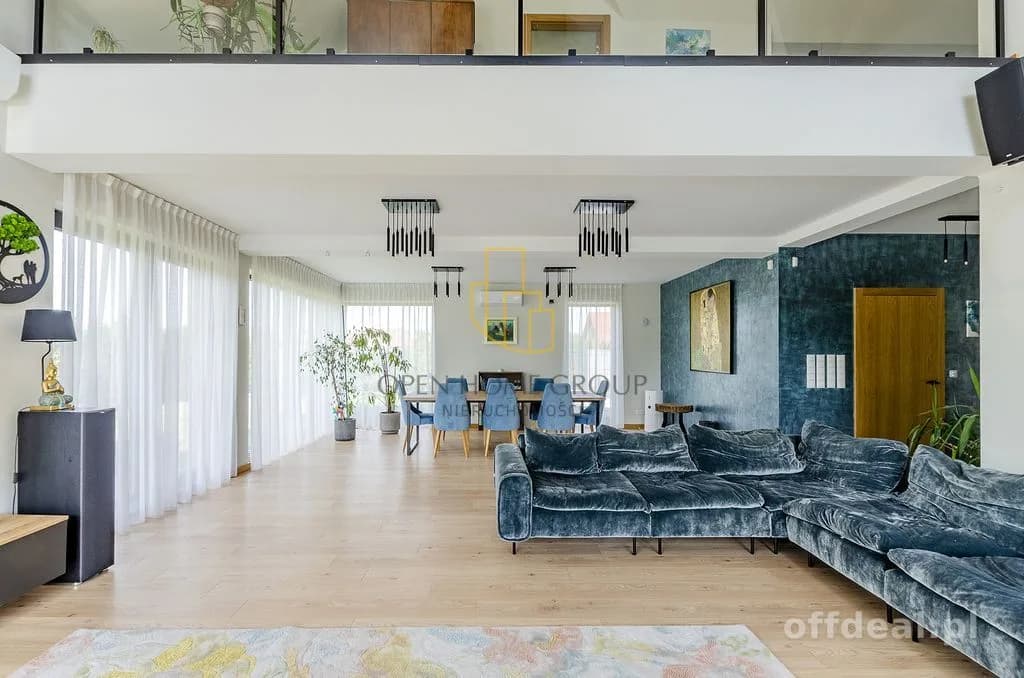 будинок на продаж у Lutynia | 6-кімн. | 264 m²