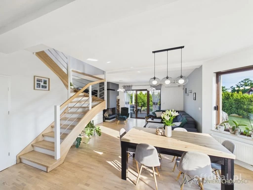 Bliźniak z ogrodem 539 m² | pow. 143,5 m² | 4 pok.