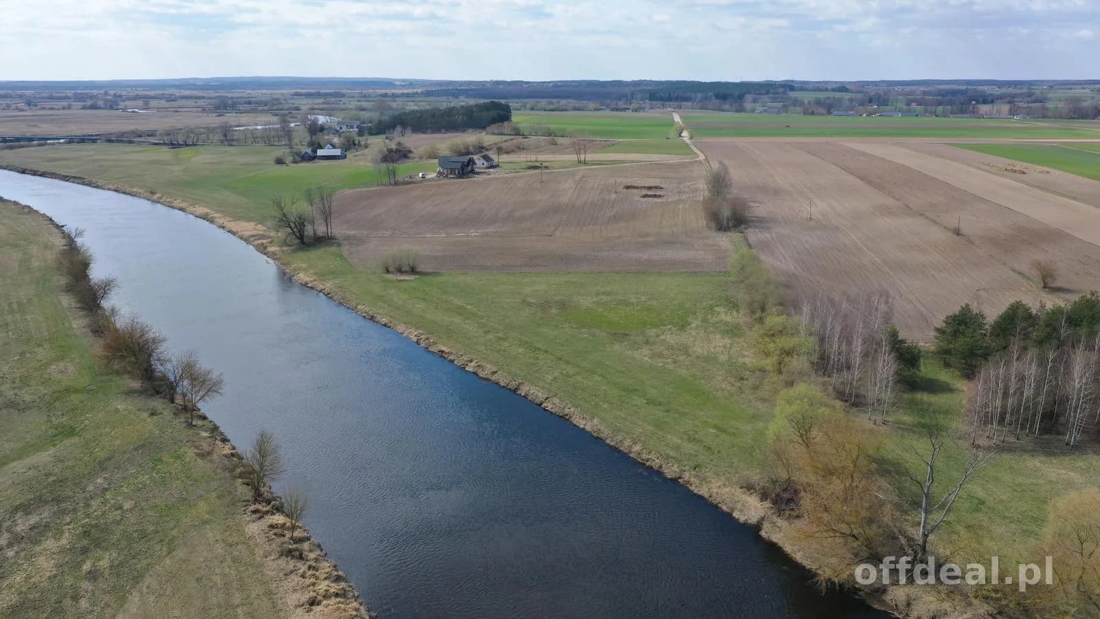 Działka z linią brzegową i warunkami zabudowy | w sam raz dla Ciebie!