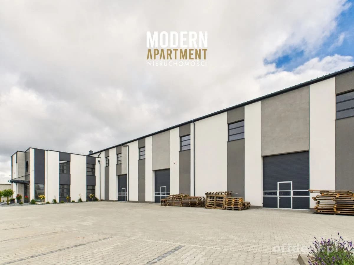 bien commercial à louer à Puck | 1 235 m²