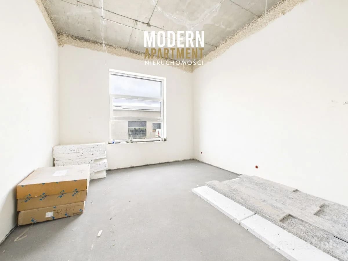 bien commercial à louer à Puck | 1 235 m²