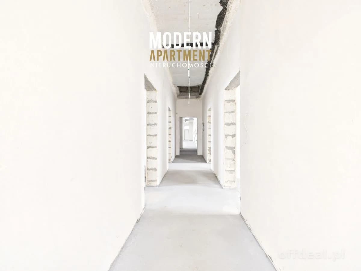 bien commercial à louer à Puck | 1 235 m²