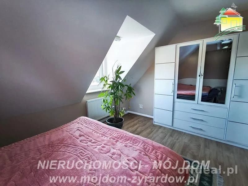 Parterowy dom z ładną działką w centrum Międzyborowa.