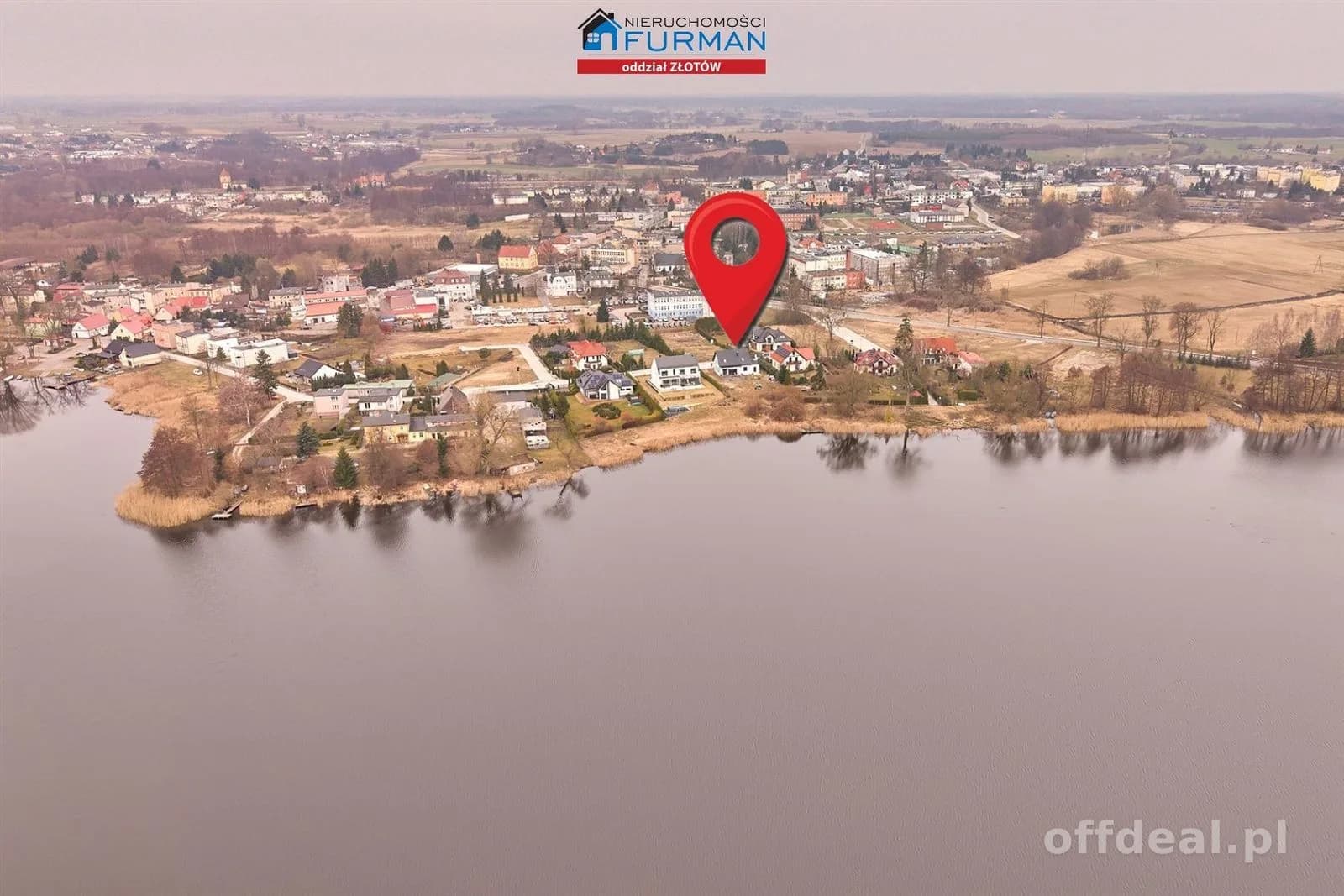 Dom nad brzegiem jeziora, Więcbork