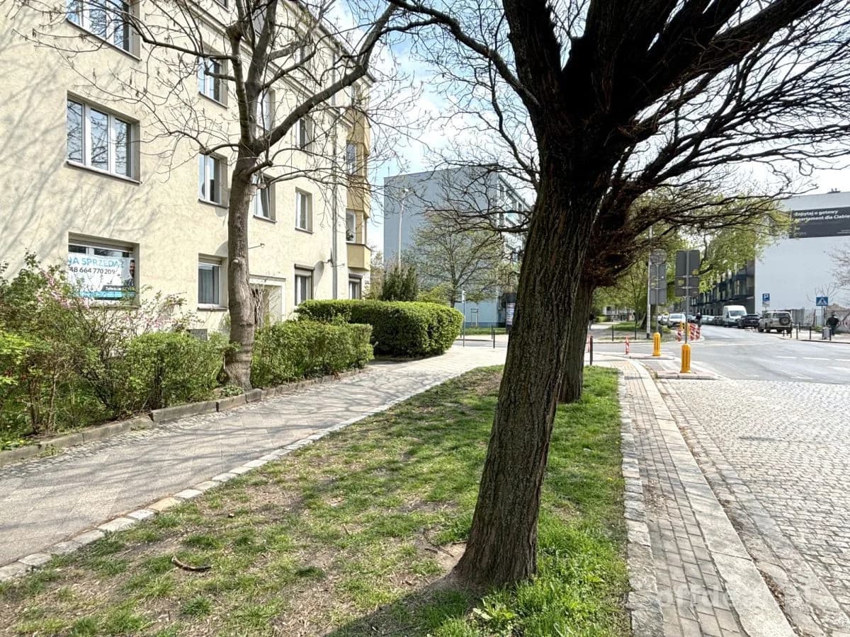 Nyska - 2 pokoje - 48m2 - Piwnica 10m2 - Parking