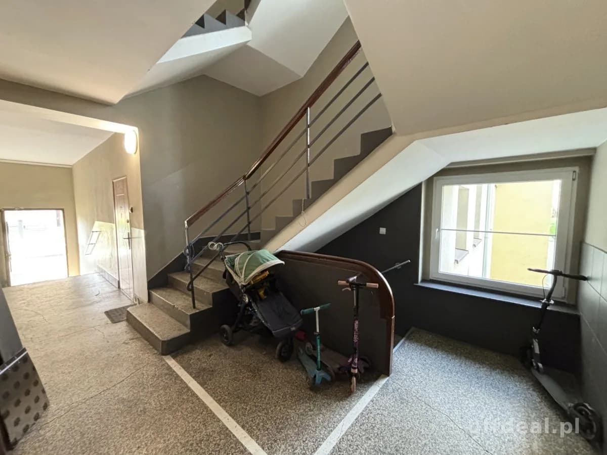 Nyska - 2 pokoje - 48m2 - Piwnica 10m2 - Parking