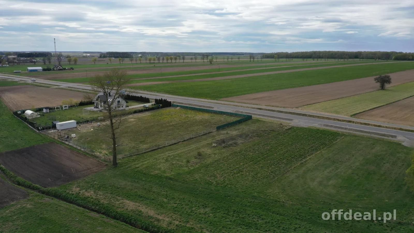 DZIAŁKA INWESTYCYJNA PRZY NOWEJ DRODZE WOJEWÓDZKIEJ BLISKO ŁOMŻY