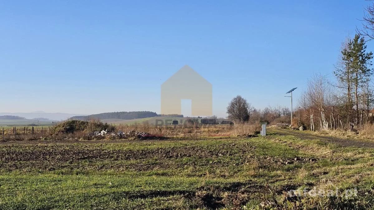 plot for sale in Książnica | 1,200 m²