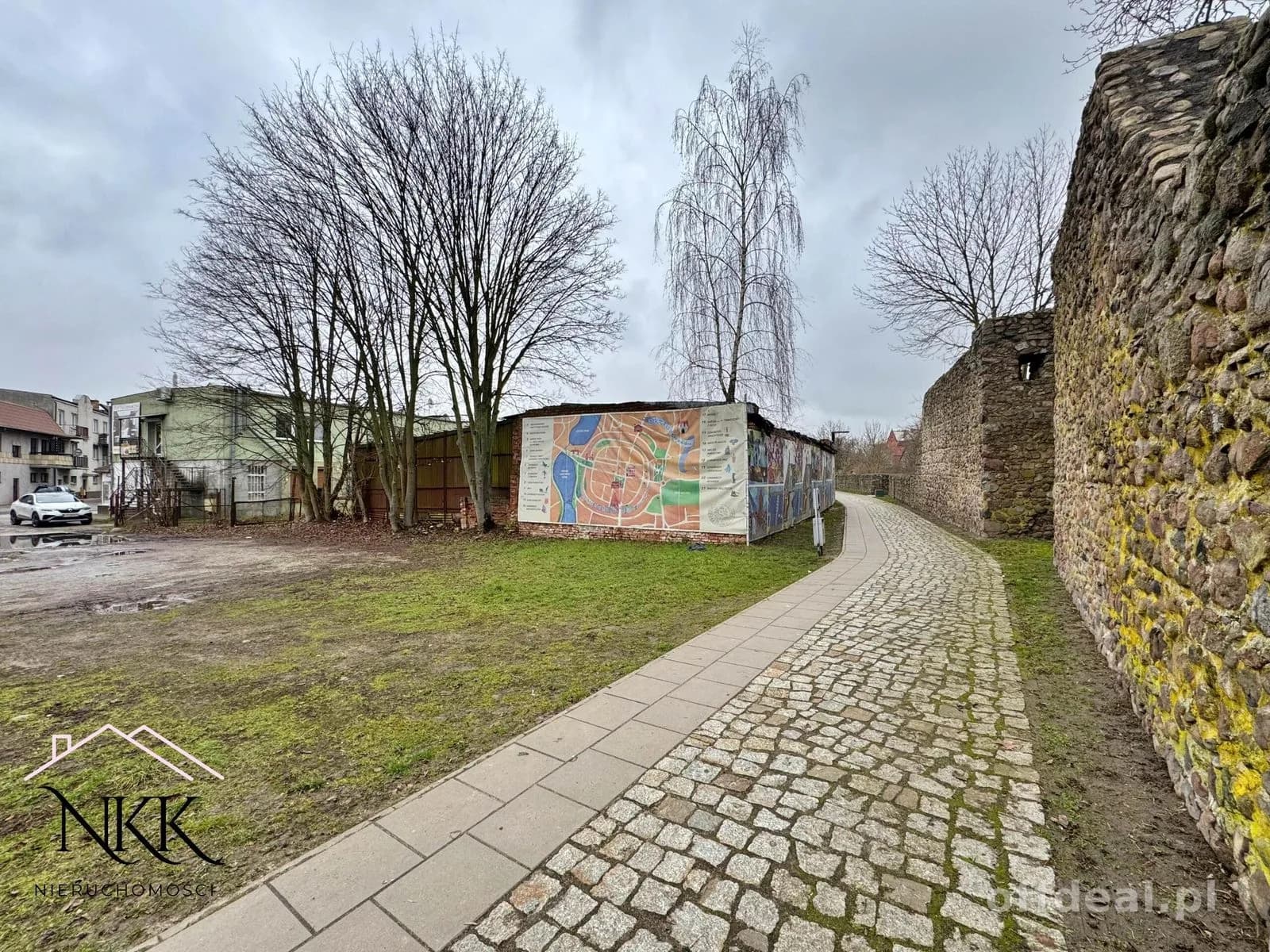 Działka budowlana przy murach w centrum Strzelec Krajeńskich