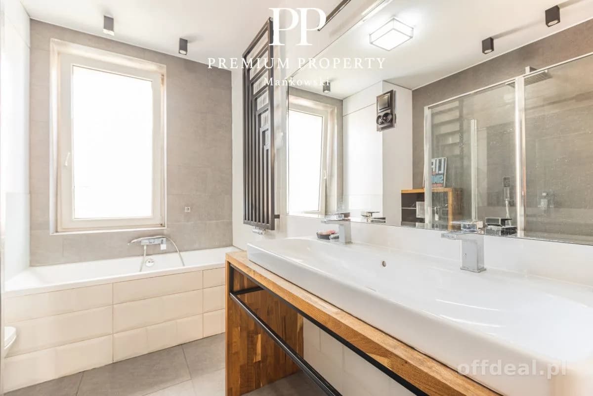 1/2 Domu 85m2 / 280m2 działka / 3 pokoje