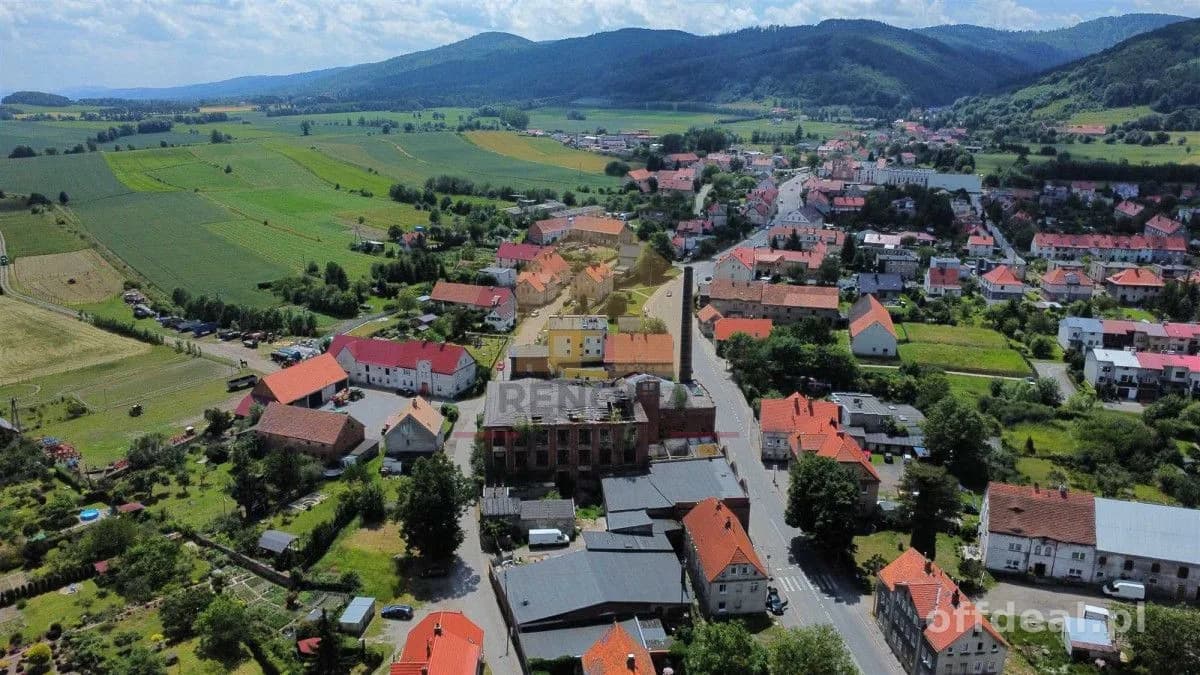 bien commercial à vendre à Bielawa | 3 323 m²