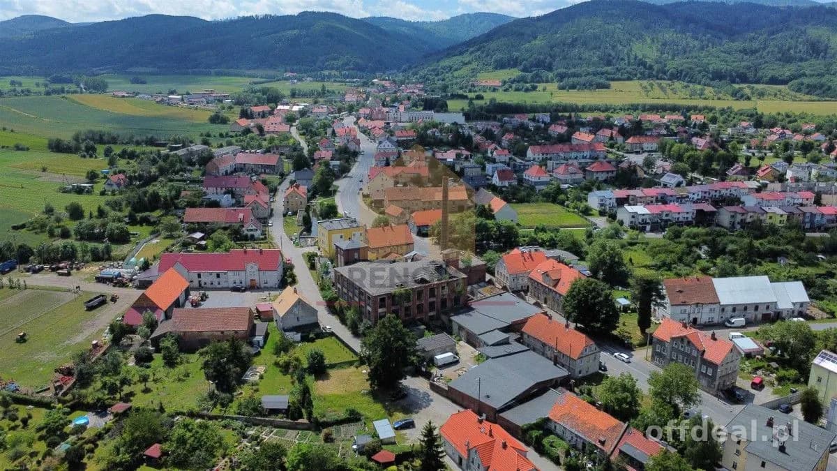 bien commercial à vendre à Bielawa | 3 323 m²