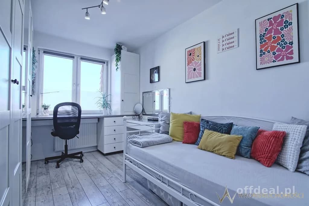 Narożne/trzypokojowe/duży balkon/garaż/cisza
