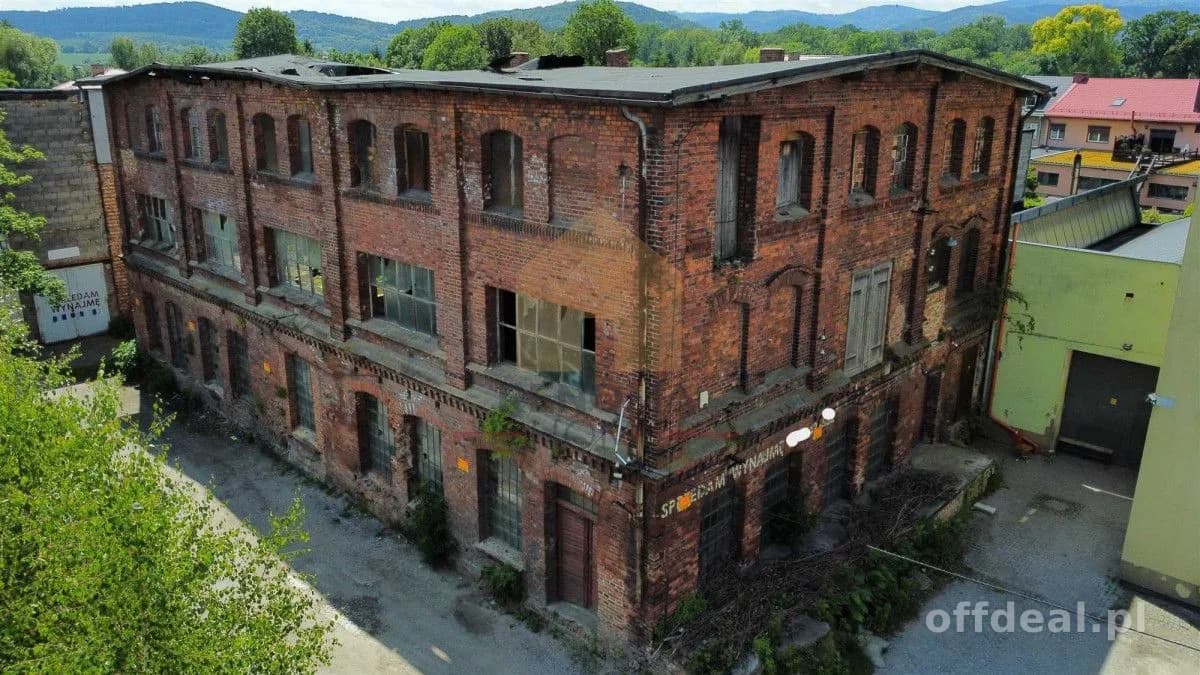 bien commercial à vendre à Bielawa | 950 m²