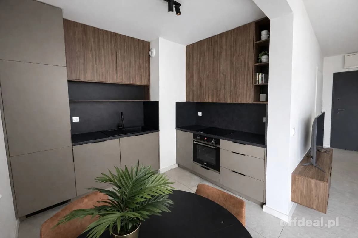 2 pokoje| Balkon | Garaż | Centrum