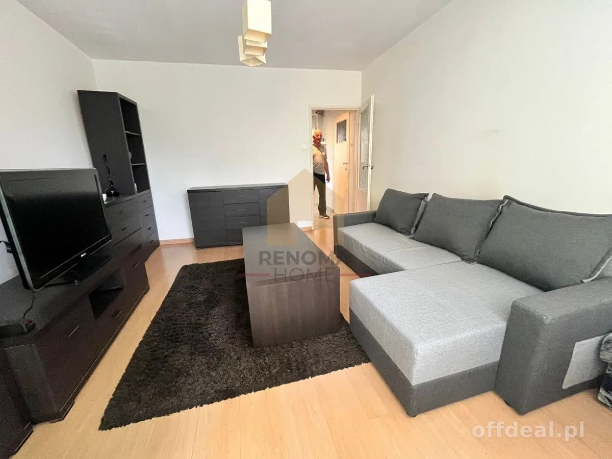 2 pokoje z balkonem