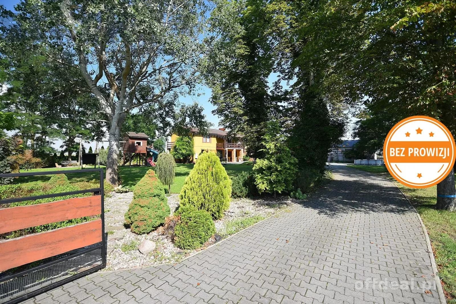 Dom dwa niezależne wejscia z dużą działką gm.Baranów