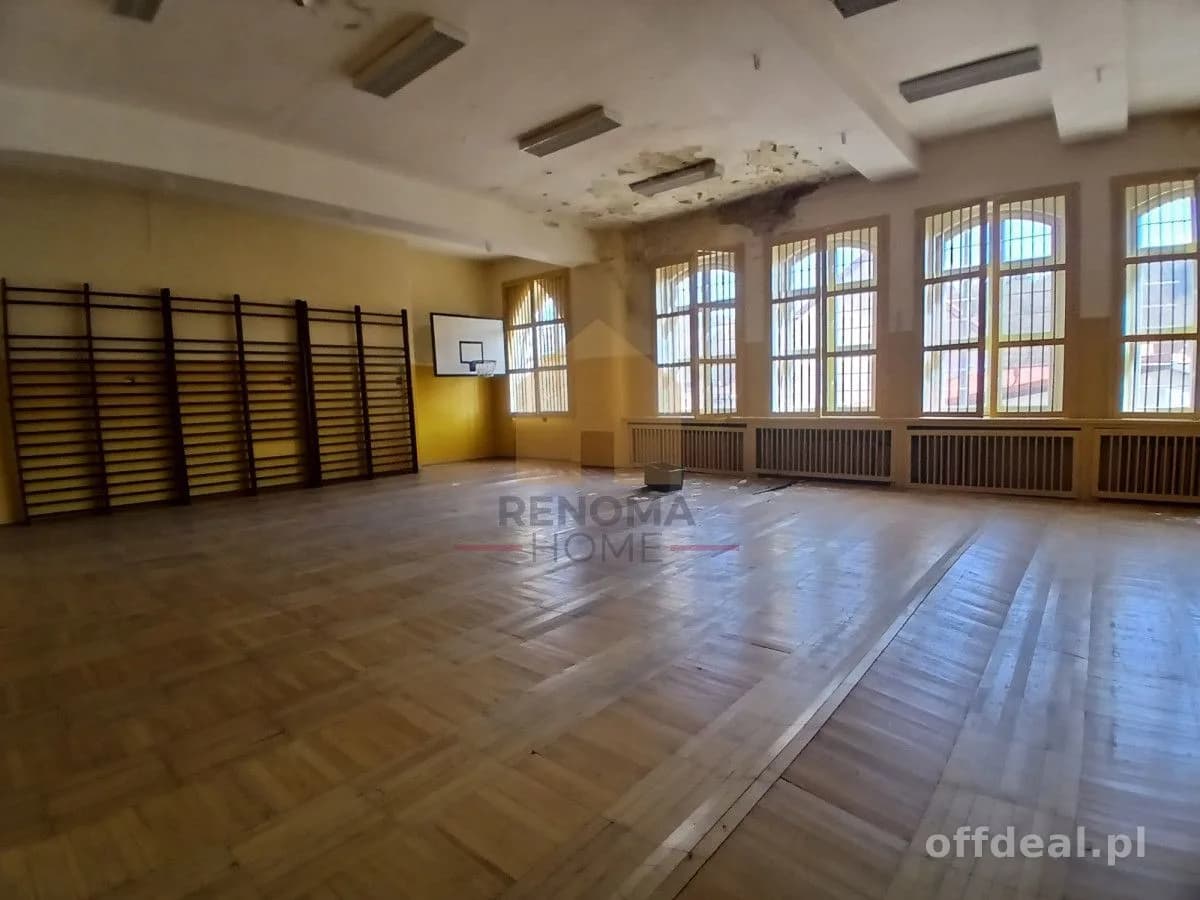 Budynek użytkowy 859 m² | Wałbrzych | inwestycyjny
