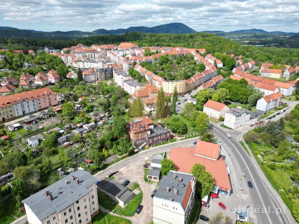 Budynek użytkowy 859 m² | Wałbrzych | inwestycyjny