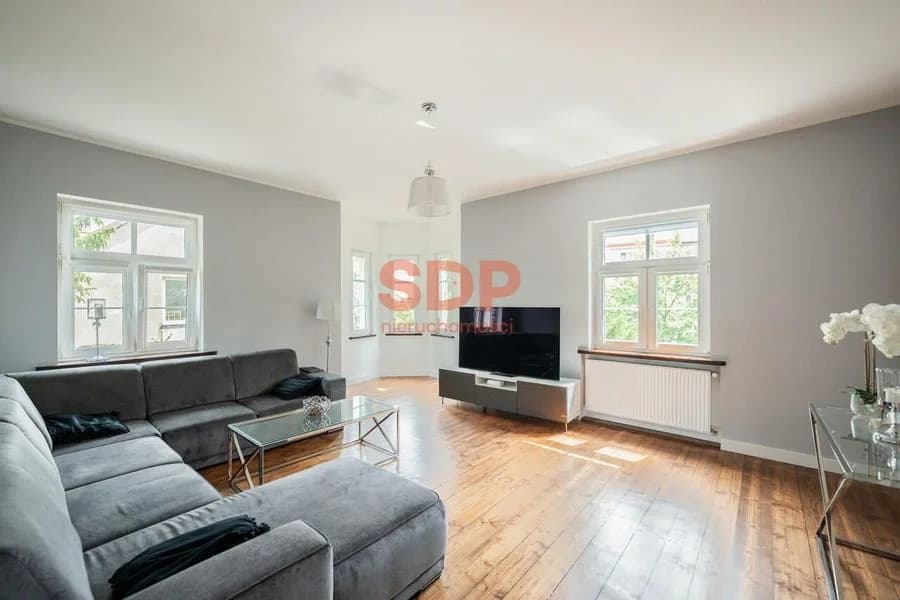 Przestrzeń, której nie znajdziesz w bloku|129,7 m2|Centrum|Do negocj.