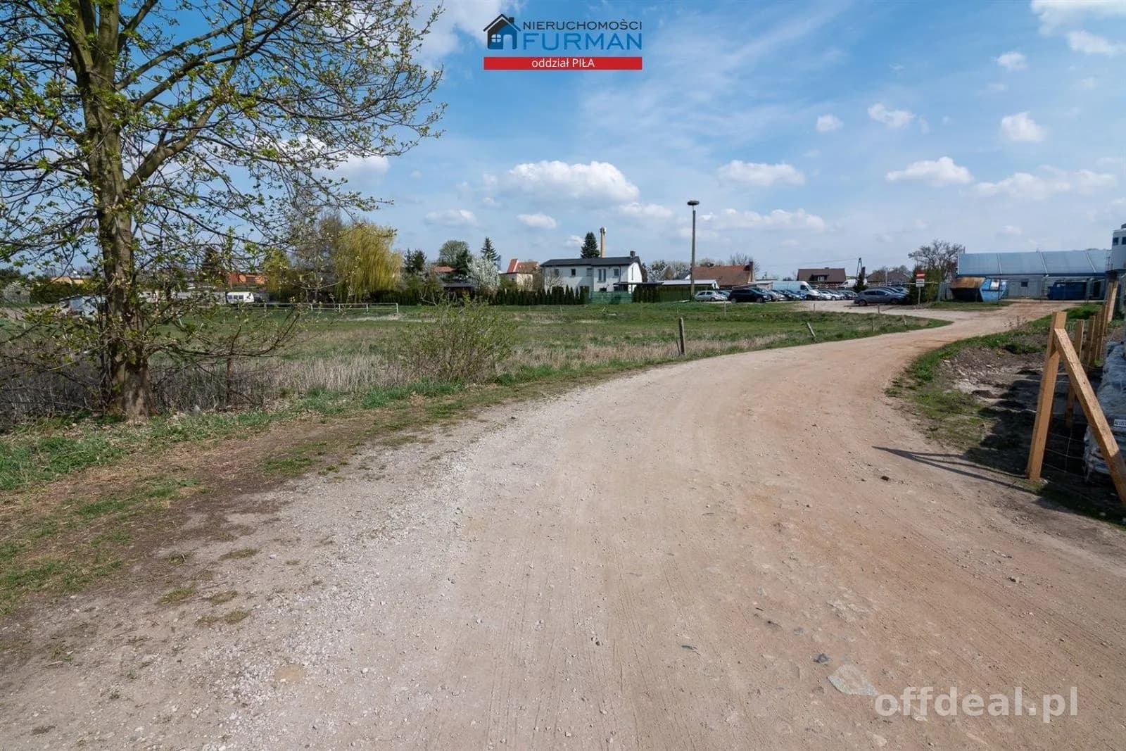 Działka usługowa Ujście