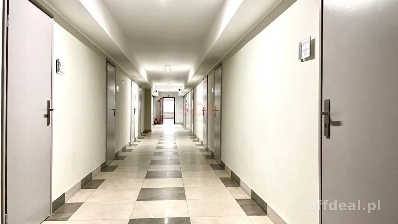 Lokal biurowy z dobrym dojazdem do AOW