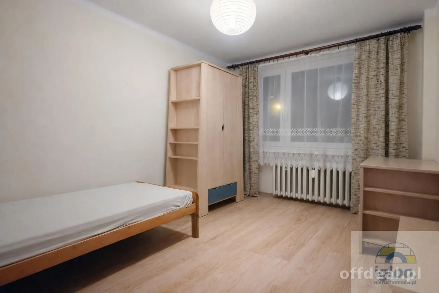 Przestronne 2 pokoje plus widna kuchnia do wejscia Parter KSM