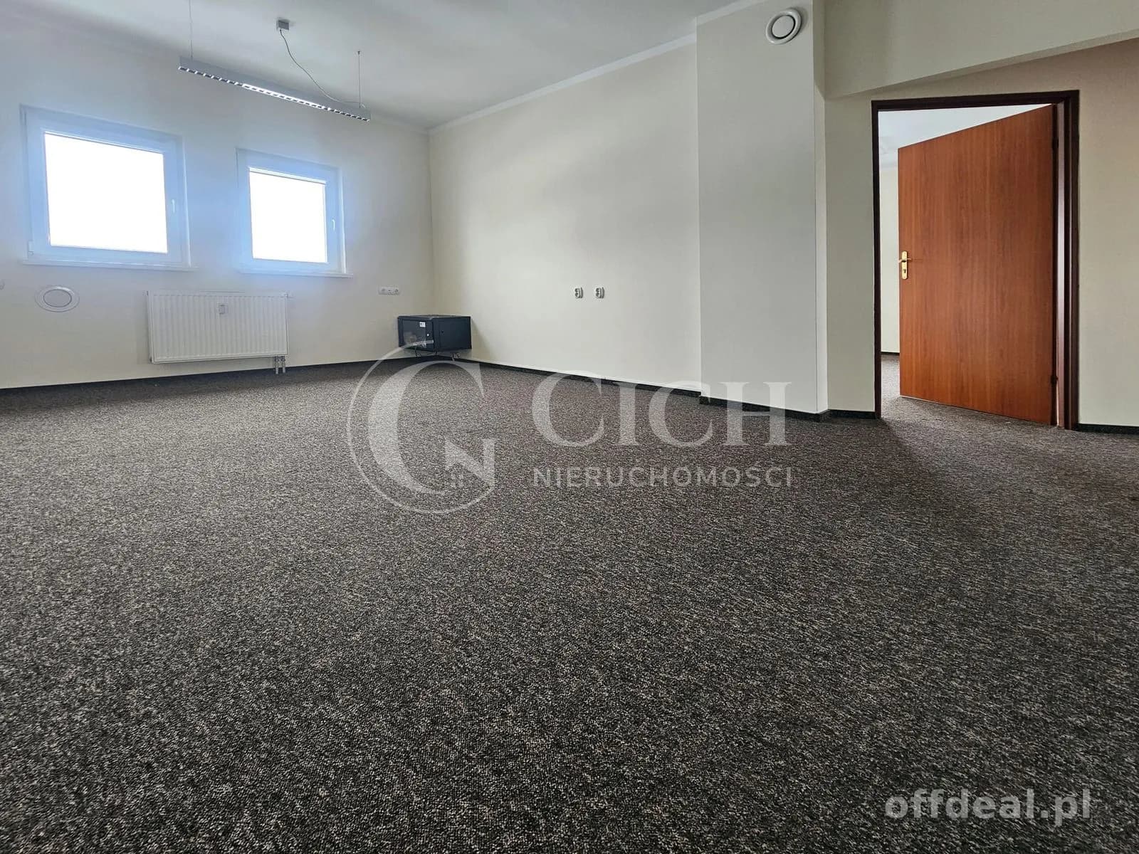 комерційна нерухомість в оренду у Tarnów | 77,68 m²