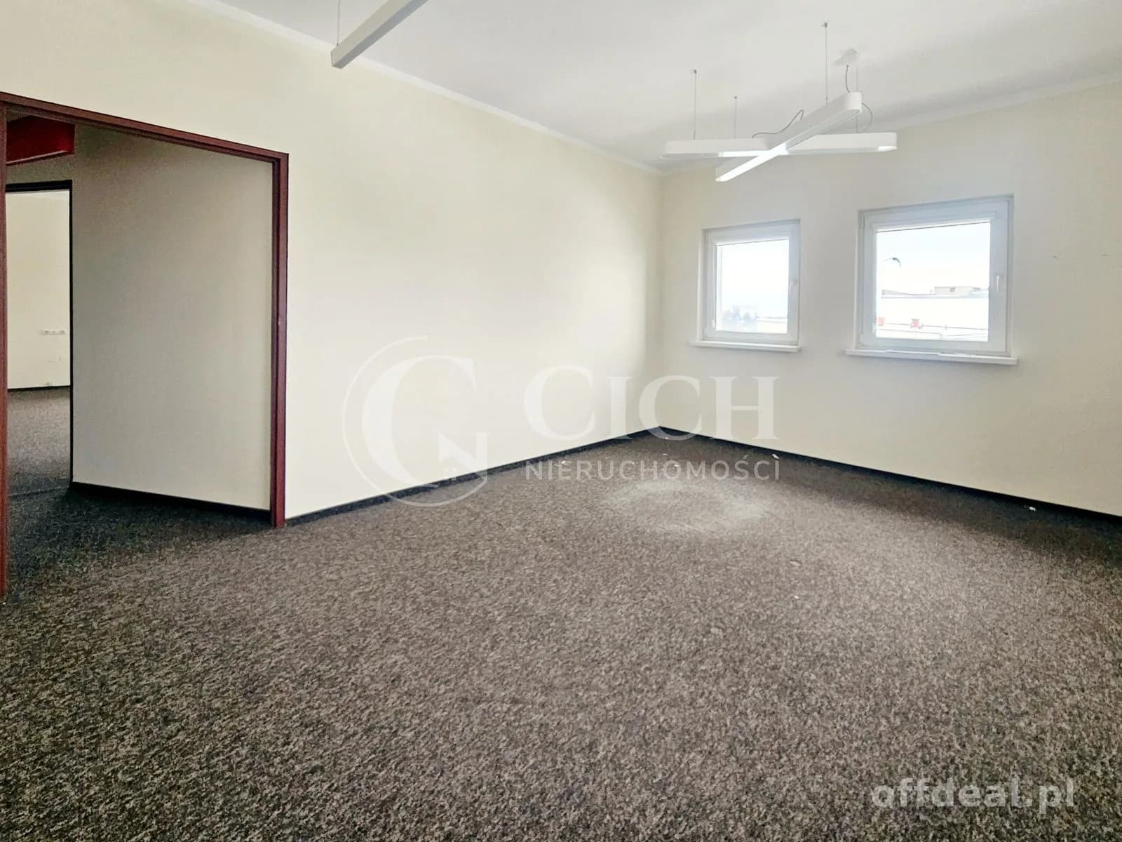 комерційна нерухомість в оренду у Tarnów | 77,68 m²