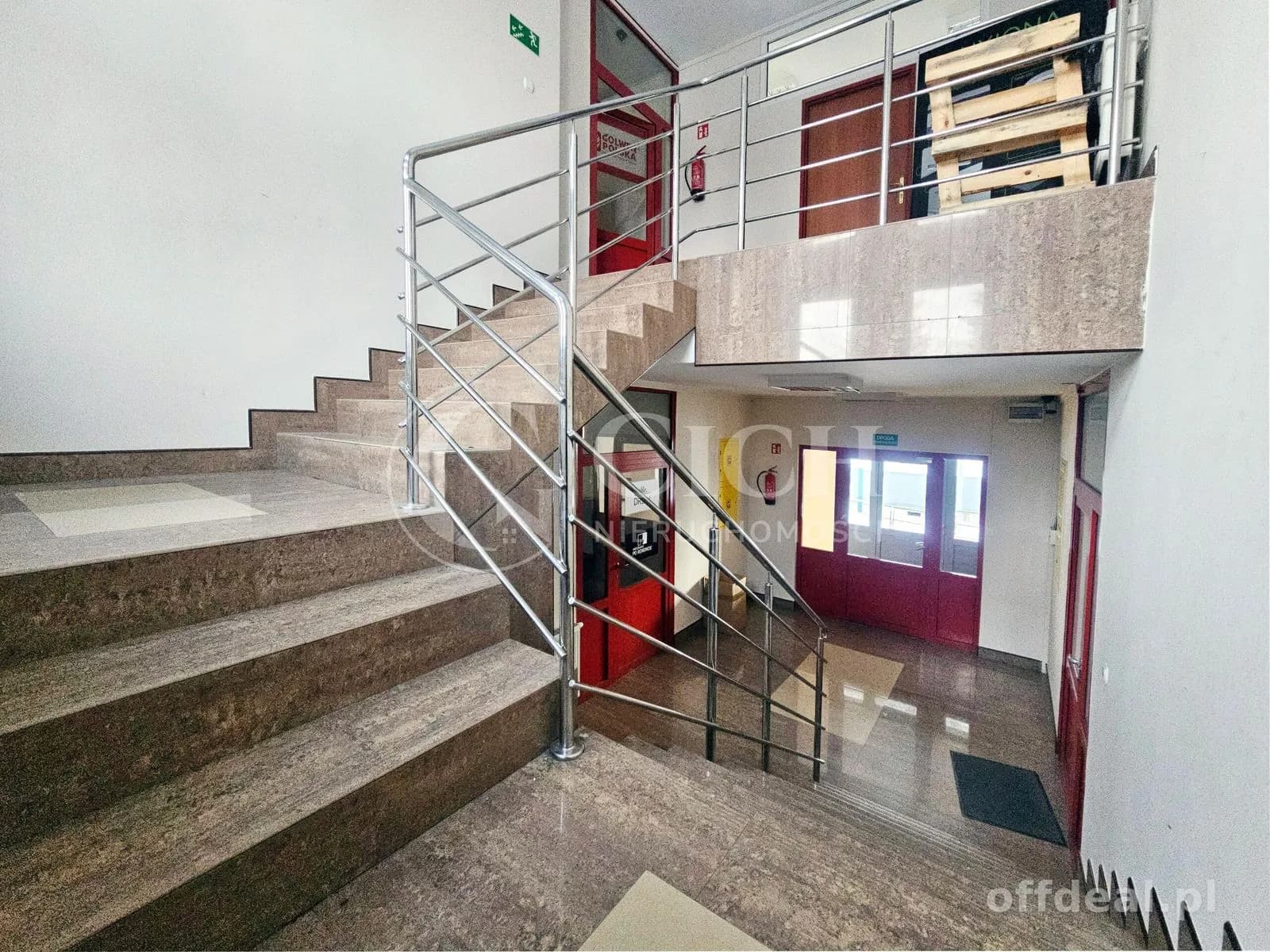 комерційна нерухомість в оренду у Tarnów | 77,68 m²