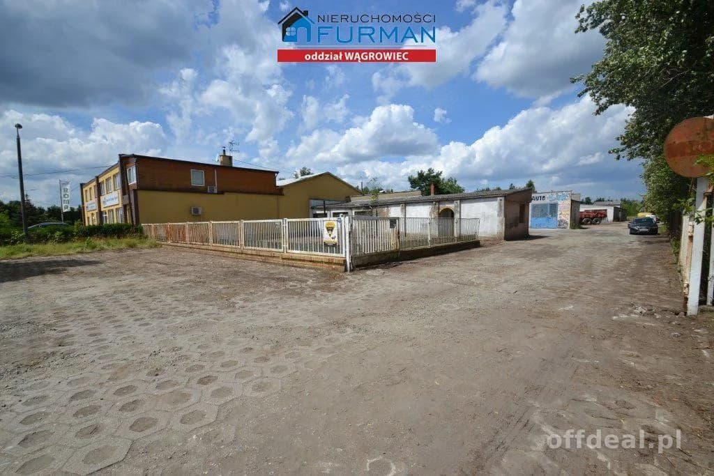 terrain à louer à Wągrowiec | 681 m²