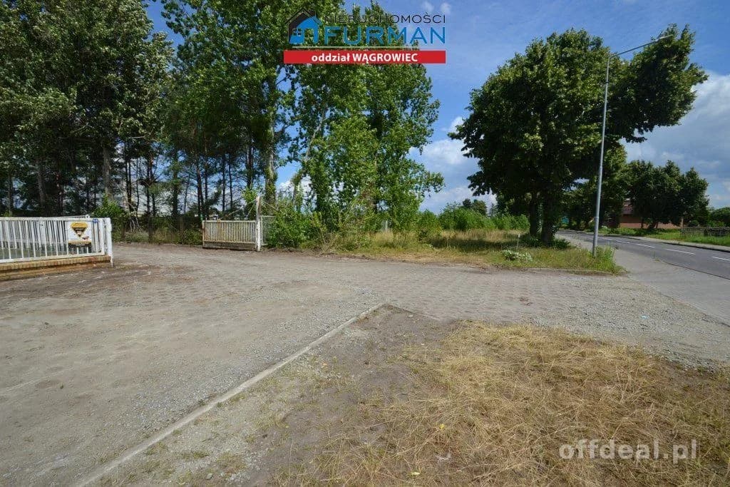 terrain à louer à Wągrowiec | 681 m²