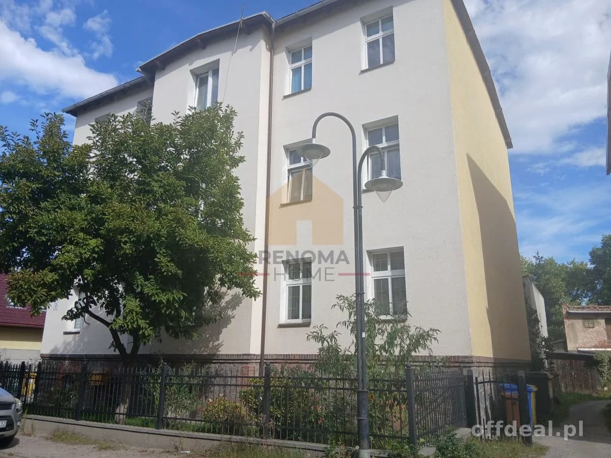 Mieszkanie 55,40 m2 z garażem w centrum Żarowa